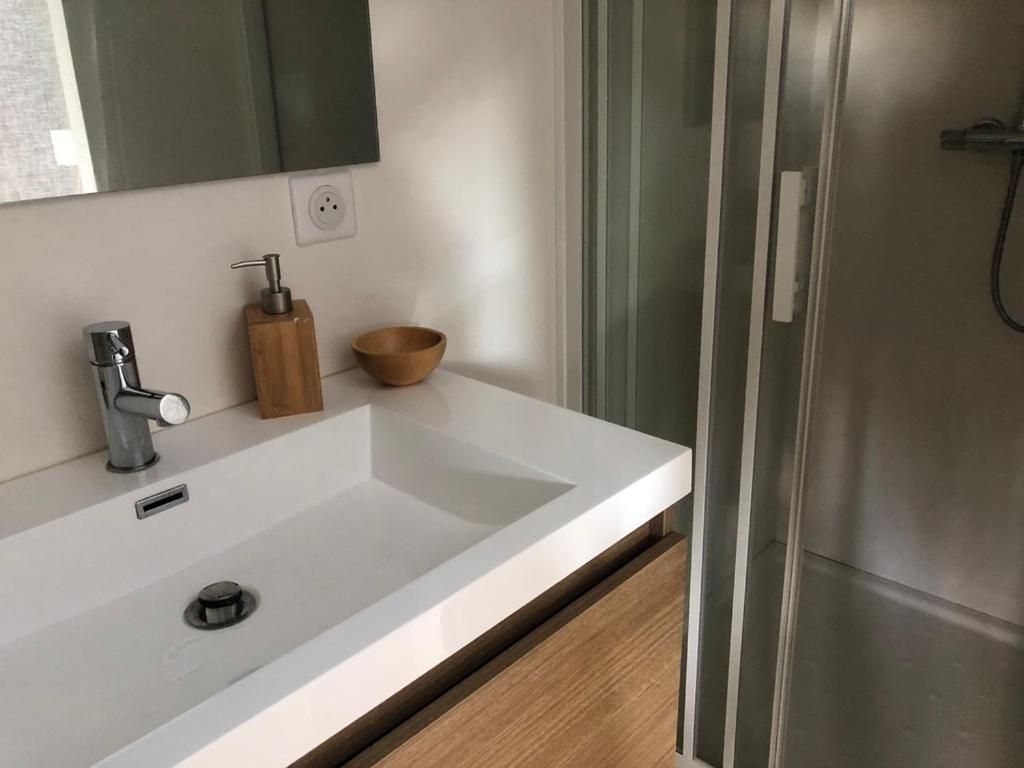 Chambre Double - Vue sur Piscine